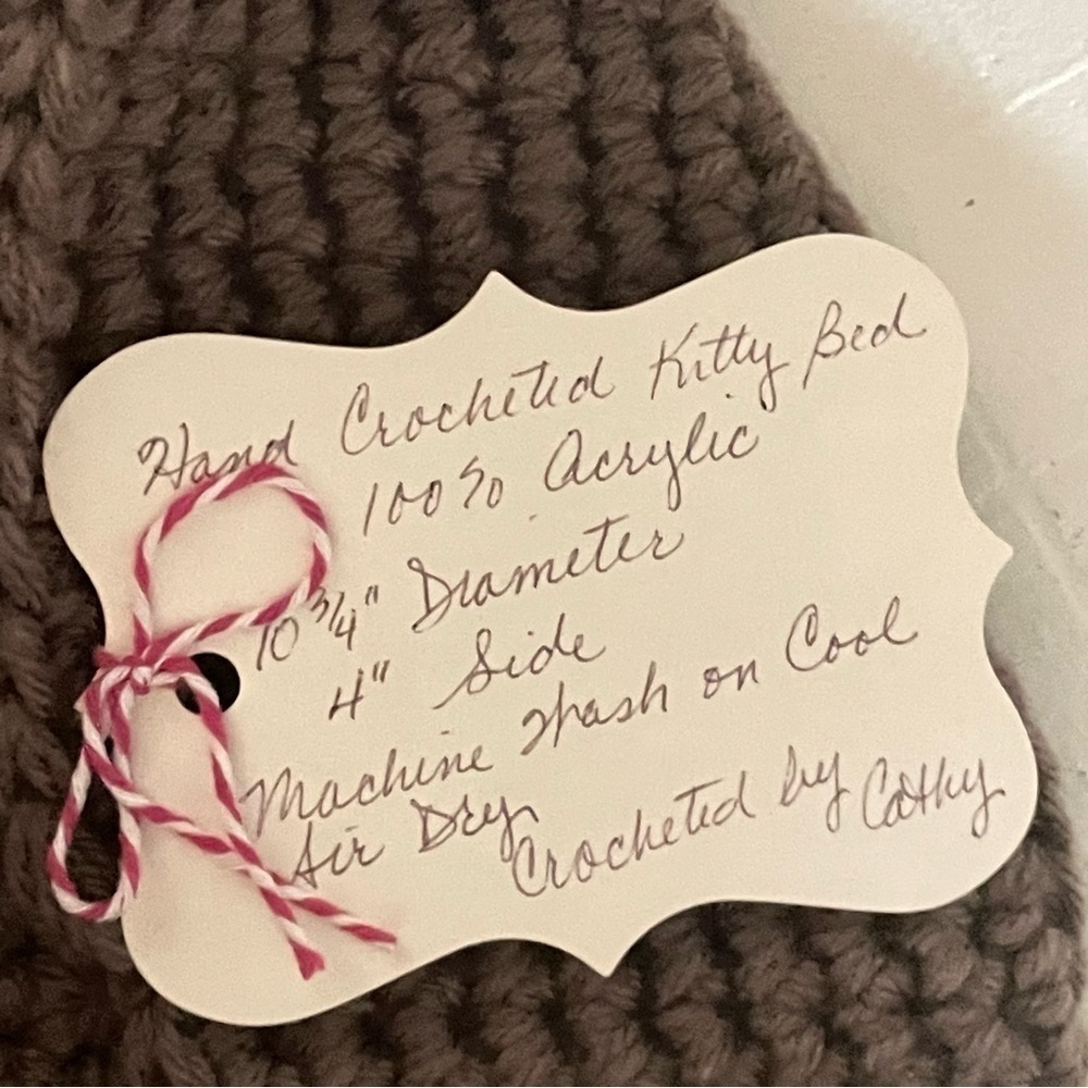 Handmade Small Cat Bed Taupe / Black Nose 10.75β x 4β Crocheted Pet Furbaby Gift - Picture 3 of 6